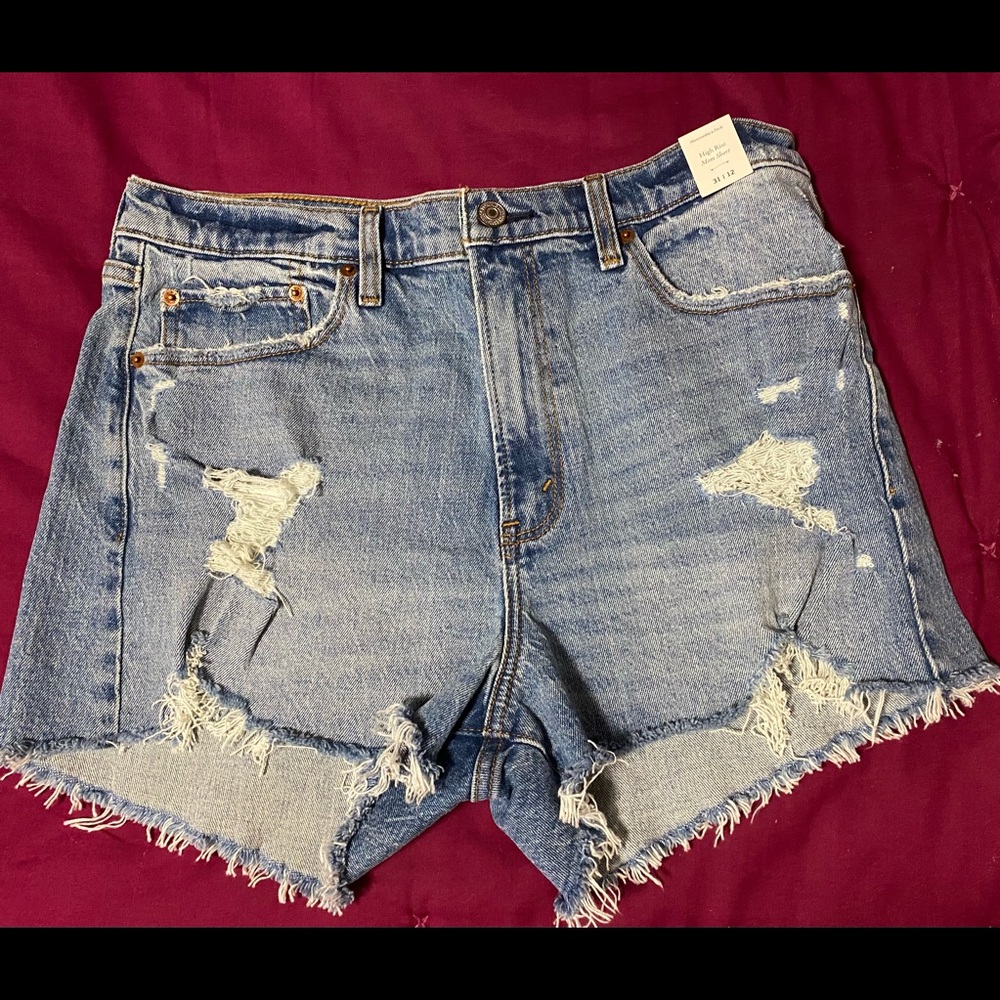 Abercrombie High-Rise Mom Shorts